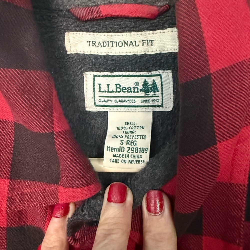 L.L. Bean Vintage Sherpa Fleece lined Red and Black Plaid Jacket 100 cotton - Picture 6 of 7